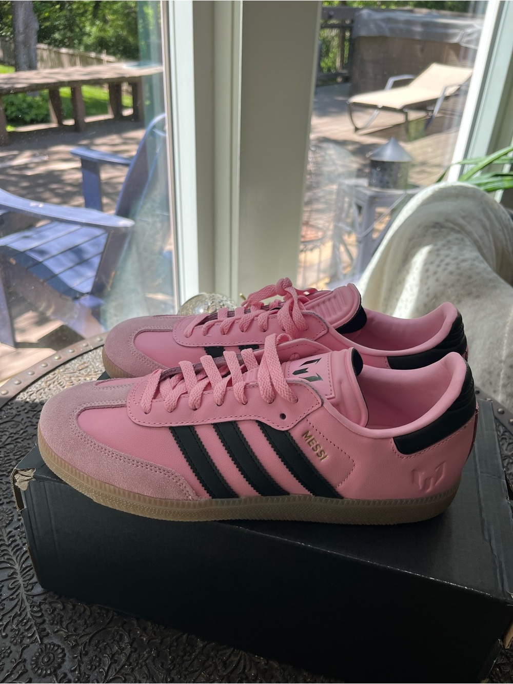 ADIDAS SAMBA MESSI PINK BLACK INDOOR SOCCER SNEAKERS 42 2/3 9 M 10 W